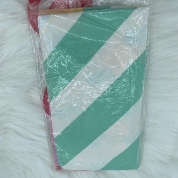 Stoney Clover Lane Reversible Dog Bandana - Picture 5 of 5